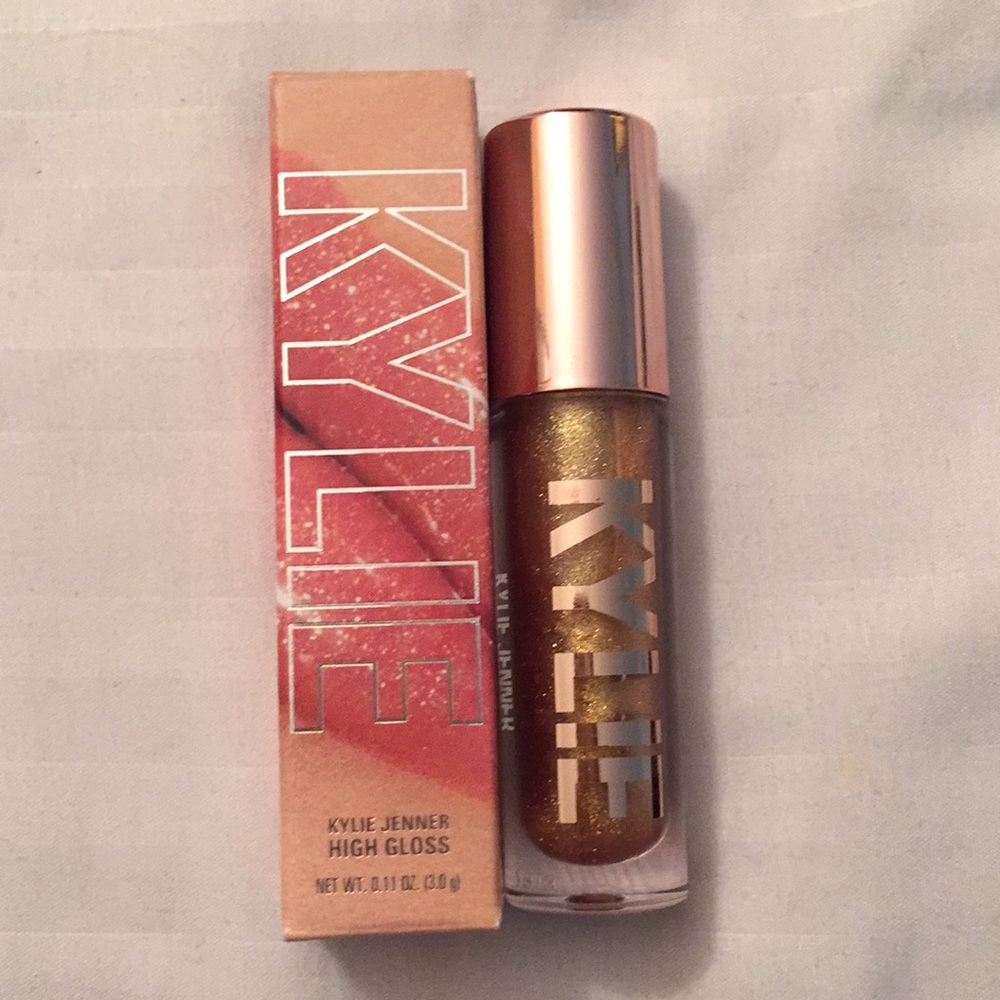 Authentic 💫  Kyle Jenner High Gloss With box